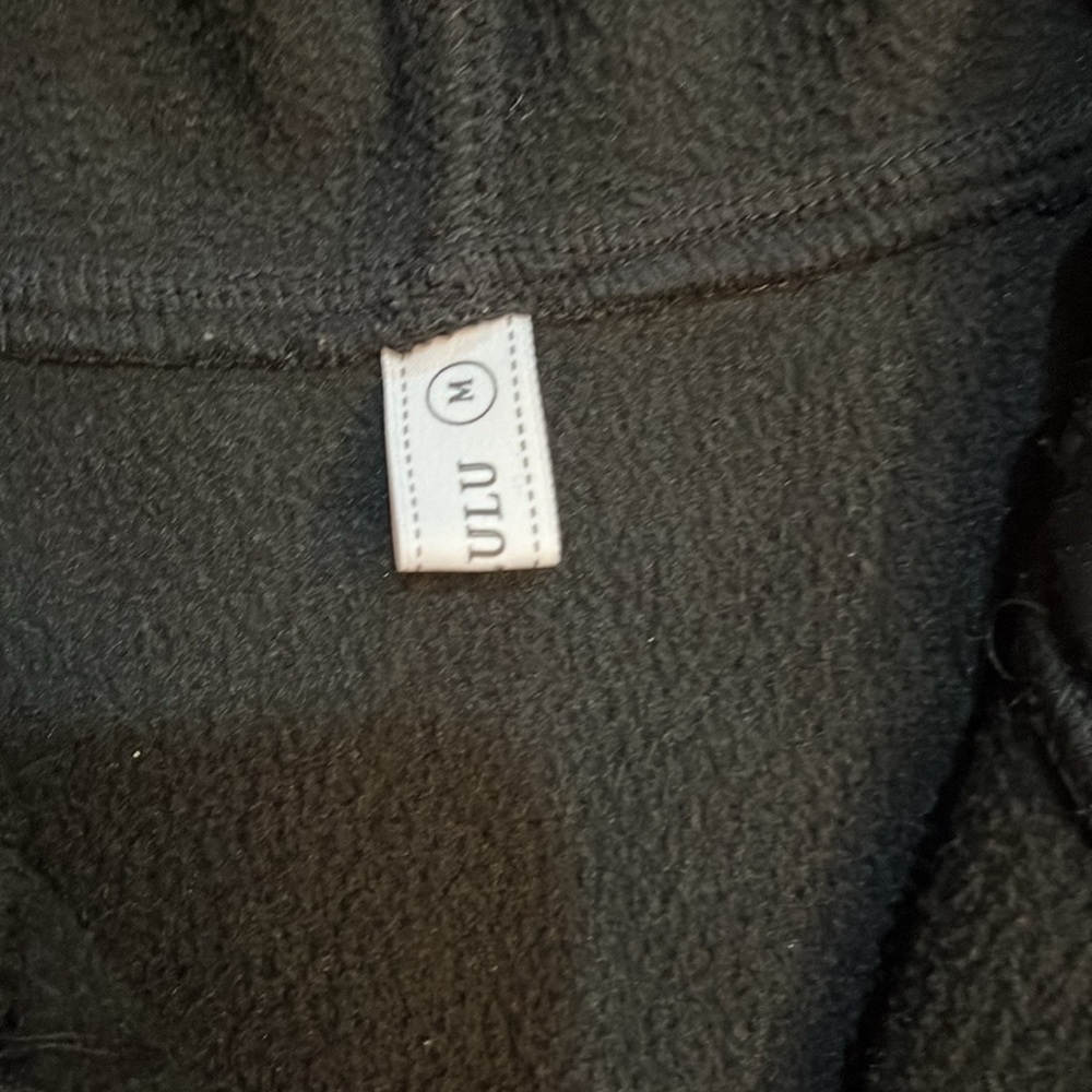 Cropped hoodie - Picture 2 of 2